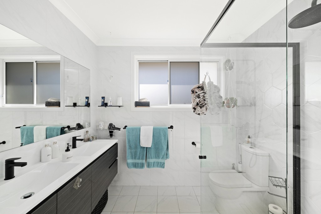 25 Haywood Drive, Orange NSW 2800 - photo 15