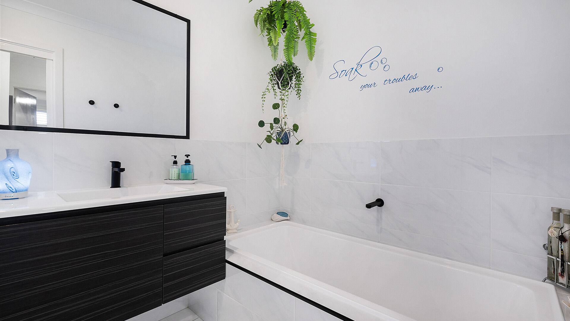 25 Haywood Drive, Orange NSW 2800 - photo 18