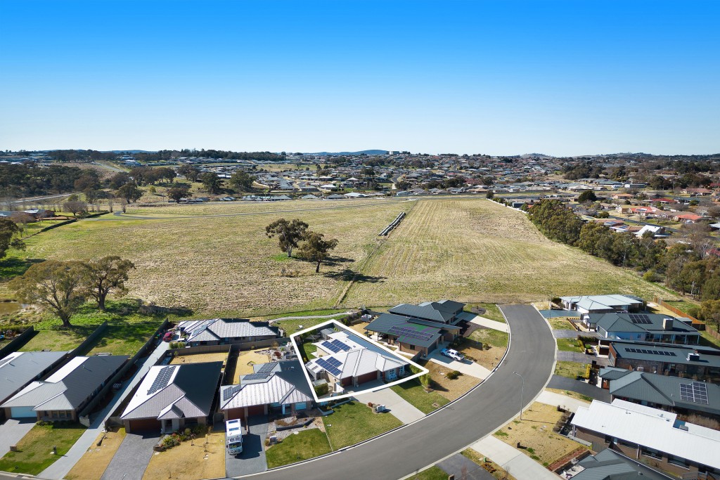 25 Haywood Drive, Orange NSW 2800 - photo 6