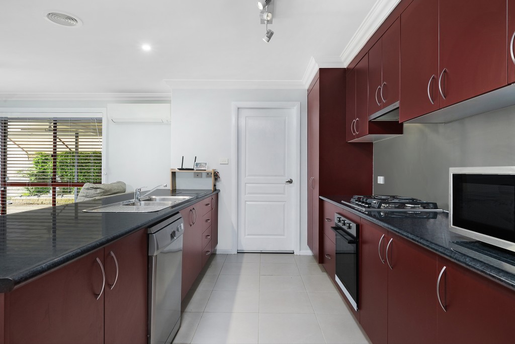 8 Ruby Street, Orange NSW 2800 - photo 5
