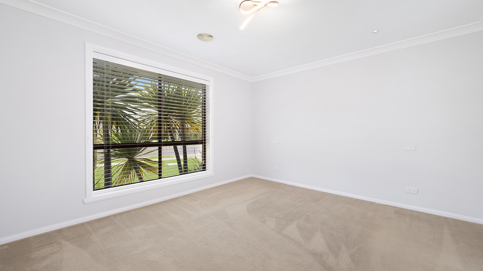 8 Ruby Street, Orange NSW 2800 - photo 6