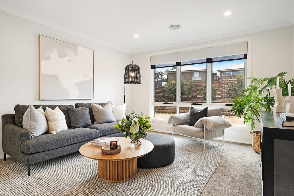 19 Stevenson Way, Orange NSW 2800 - photo 4