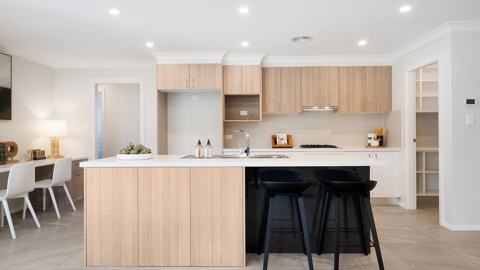 19 Stevenson Way, Orange NSW 2800 - photo 6