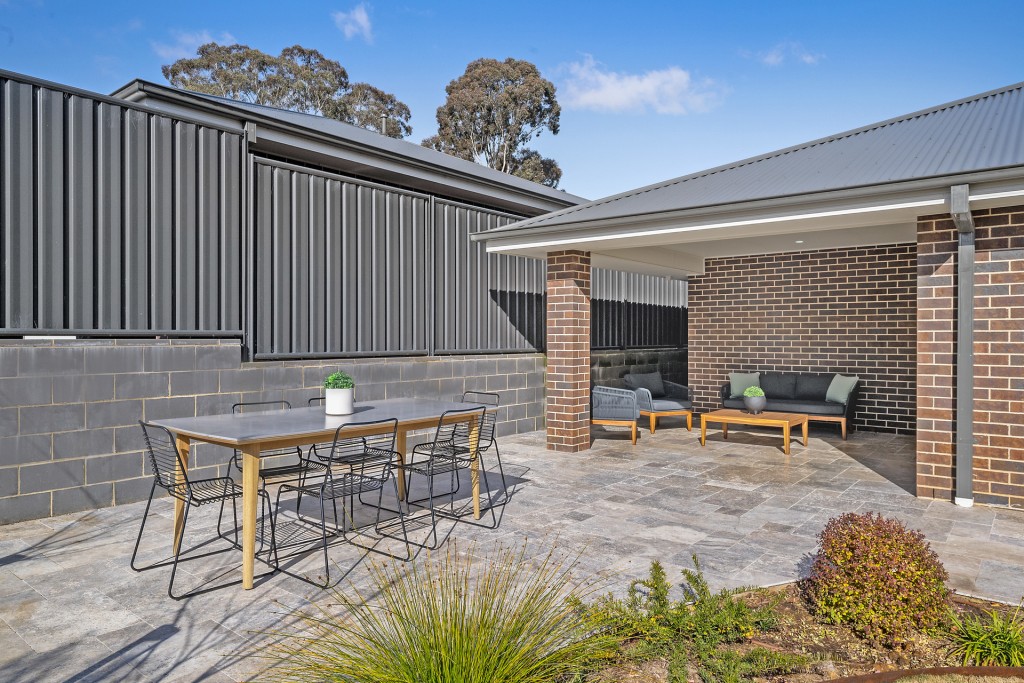 19 Stevenson Way, Orange NSW 2800 - photo 9