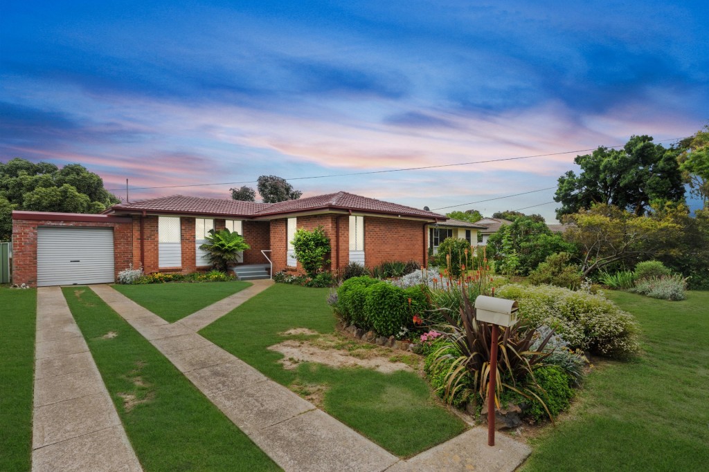119 Lone Pine Avenue, Orange NSW 2800 - McGrath Central West