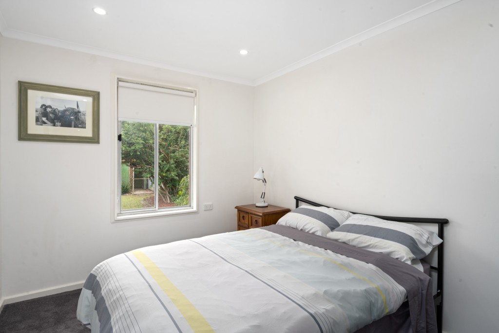 119 Lone Pine Avenue, Orange NSW 2800 - photo 8