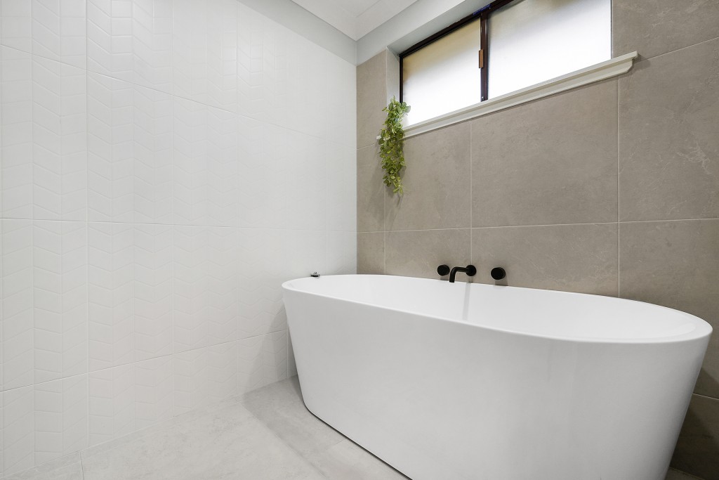 13 Kalkadoon Place, Orange NSW 2800 - photo 3