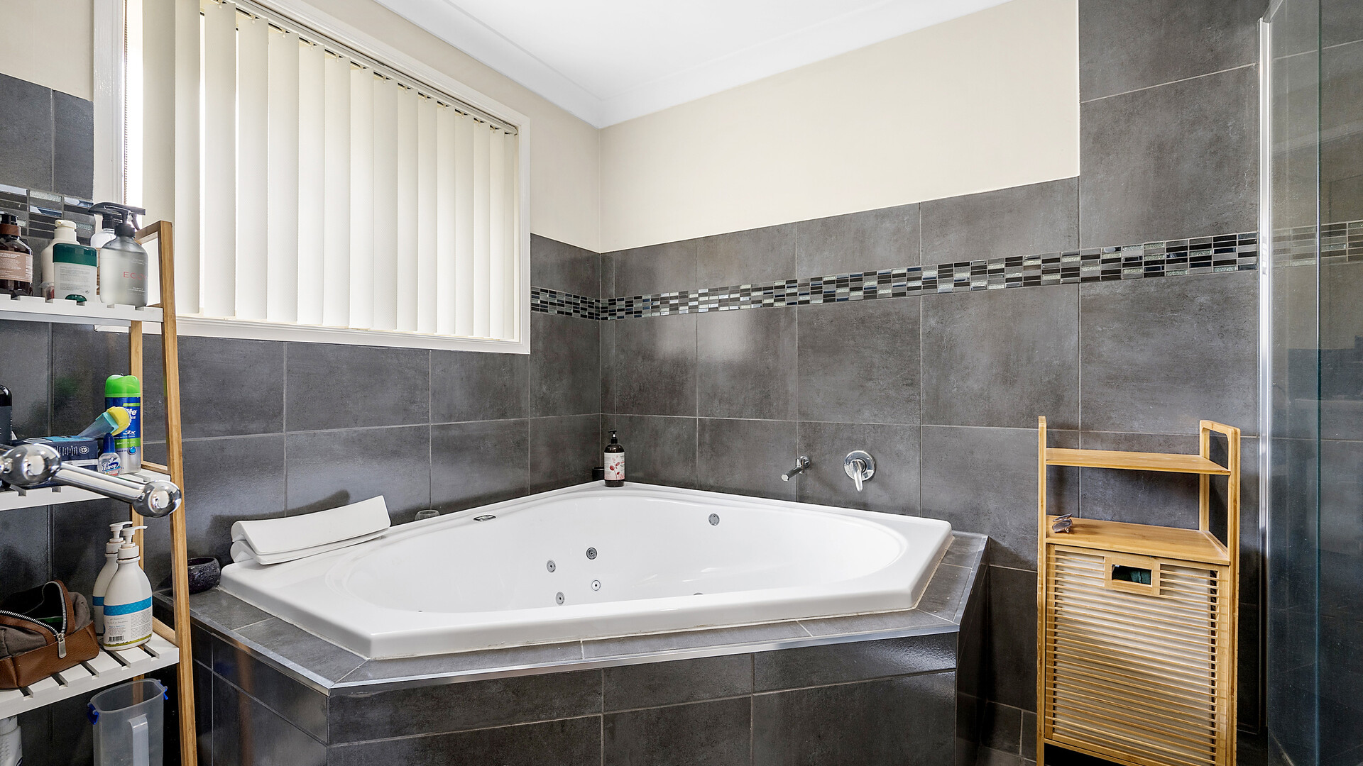 26 Sieben Drive, Orange NSW 2800 - photo 11