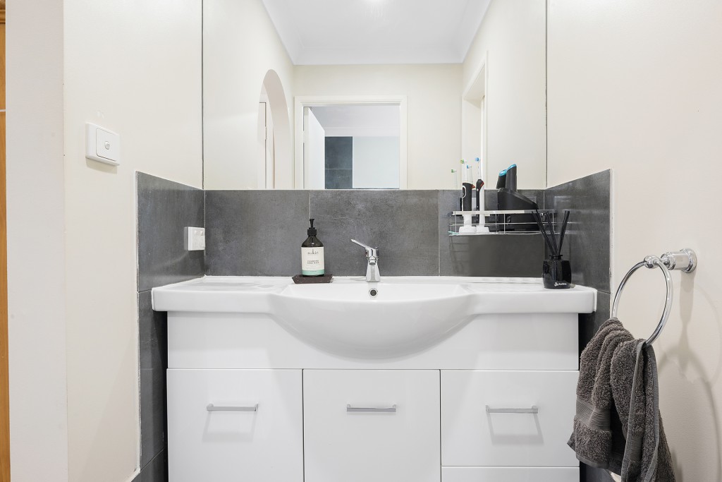 26 Sieben Drive, Orange NSW 2800 - photo 10