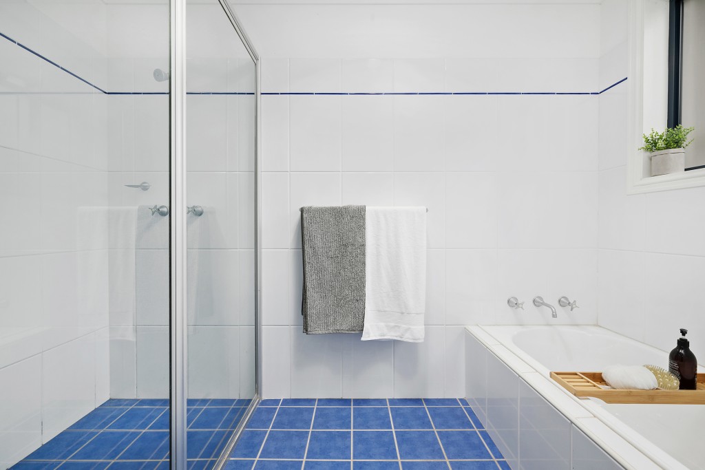 1 Bimble Close, Orange NSW 2800 - photo 12