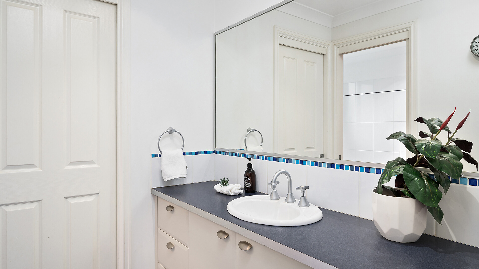 1 Bimble Close, Orange NSW 2800 - photo 13