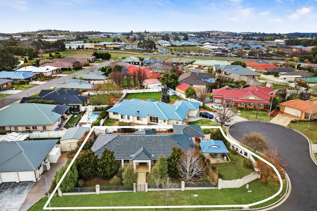 1 Bimble Close, Orange NSW 2800 - photo 20