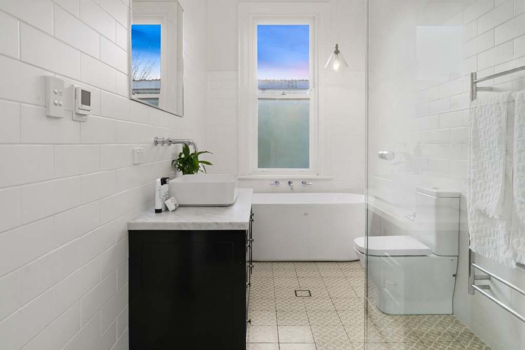 123 March Street, Orange NSW 2800 - photo 18