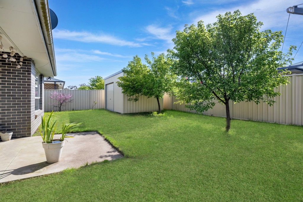 50 Molloy Drive, Orange NSW 2800 - photo 14