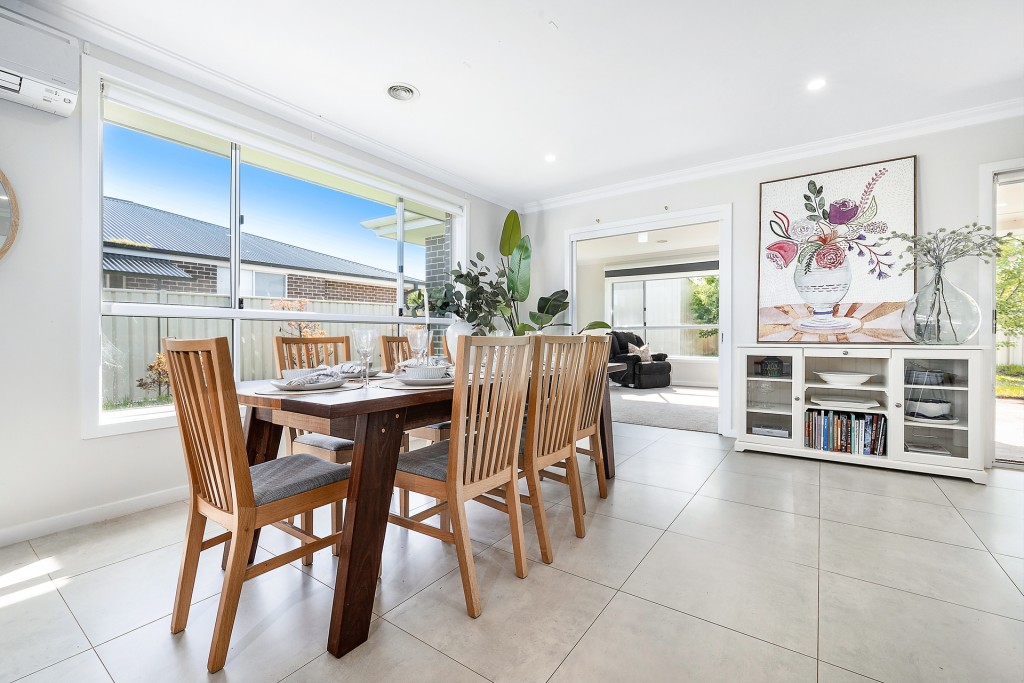 50 Molloy Drive, Orange NSW 2800 - photo 15