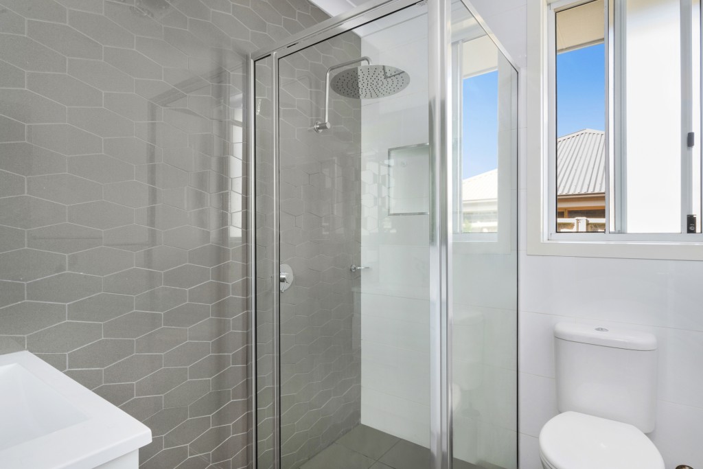 50 Molloy Drive, Orange NSW 2800 - photo 8