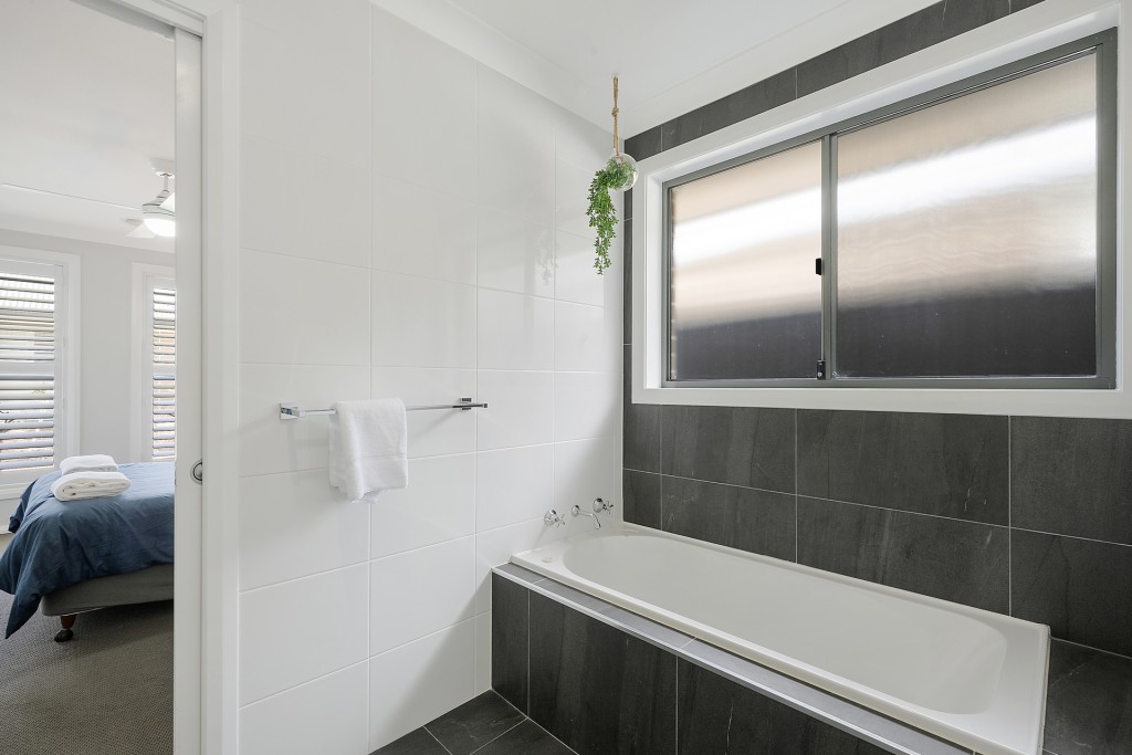 Sold - 2/8B Majestic Way - New Property in Orange - Real Estate by Jack Aumuller