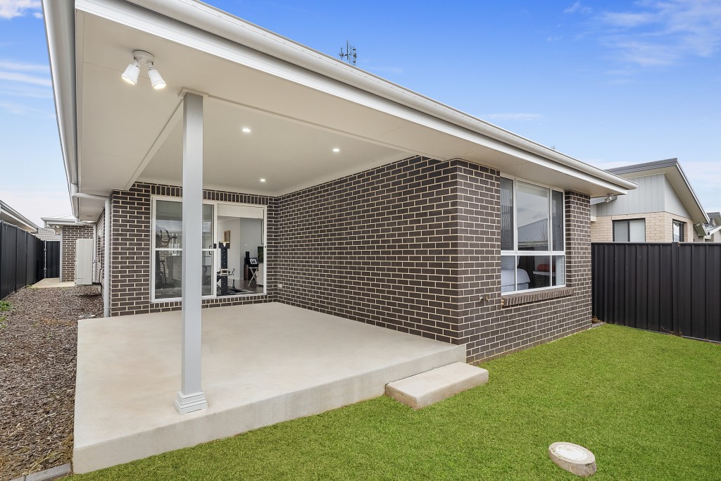 13 Pearl Court, Orange NSW 2800 - photo 8