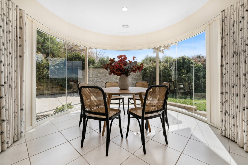 301 Dalton Street, Orange NSW 2800 - photo 2