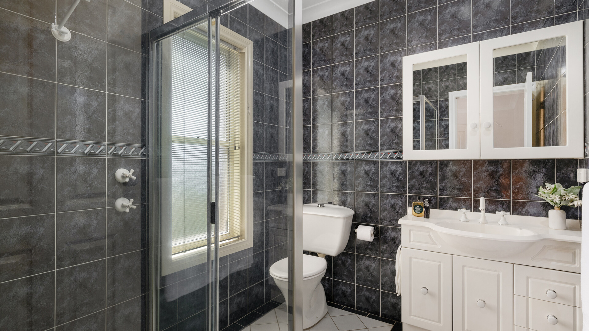 301 Dalton Street, Orange NSW 2800 - photo 11