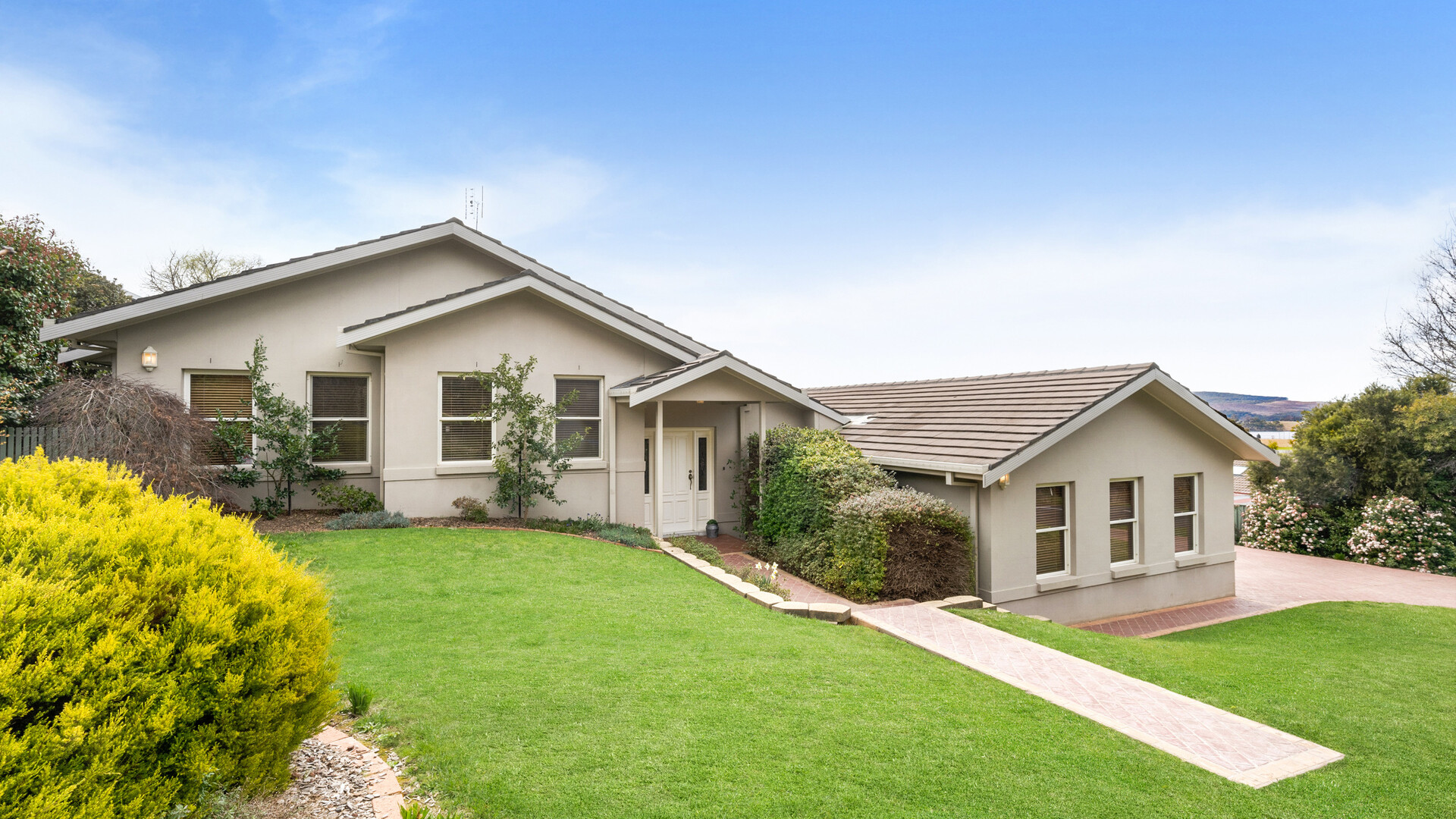 301 Dalton Street, Orange NSW 2800 - McGrath Central West