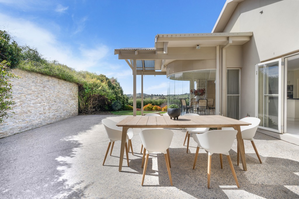 301 Dalton Street, Orange NSW 2800 - photo 4