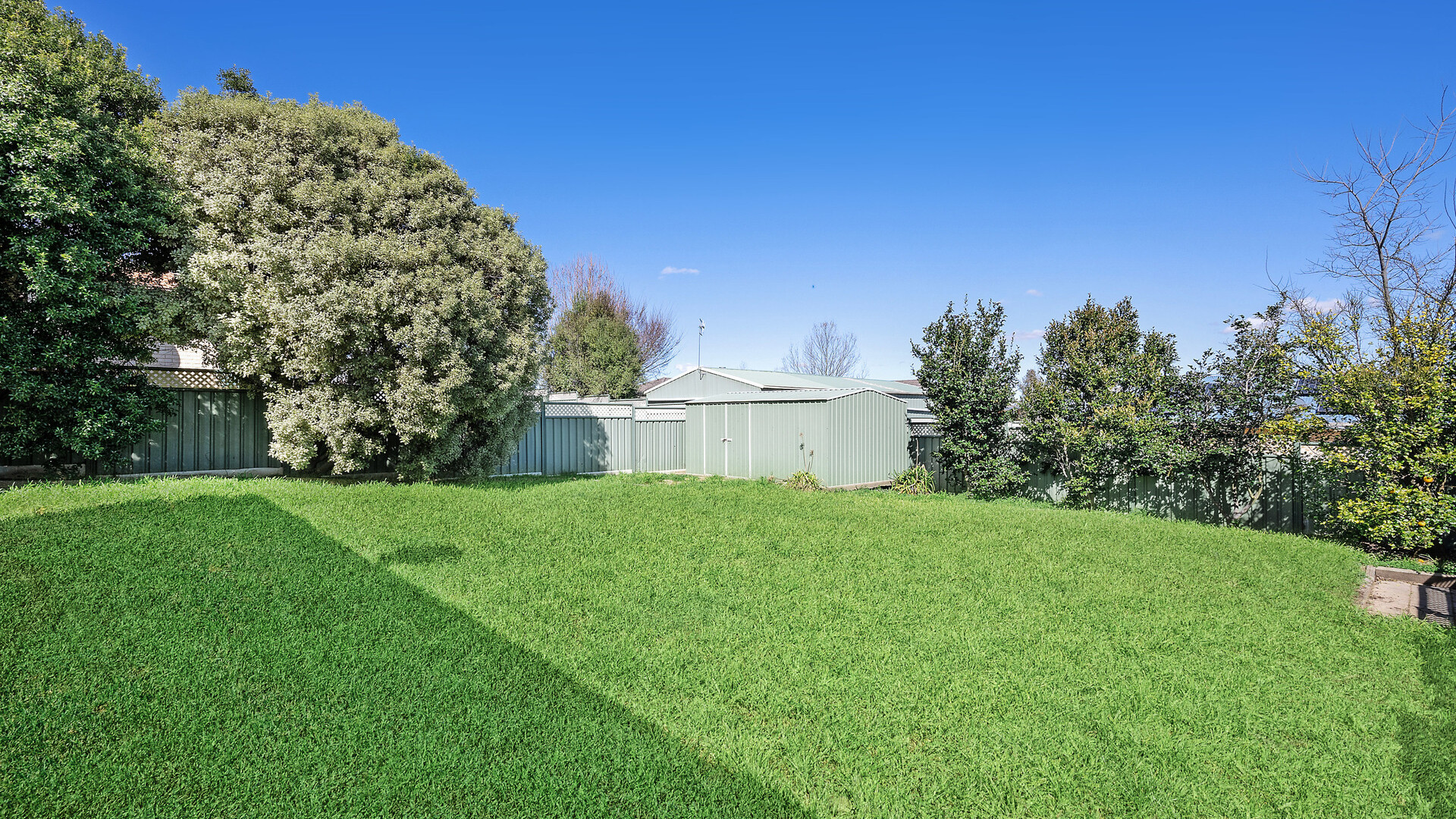 6 Mark Place, Orange NSW 2800 - photo 12