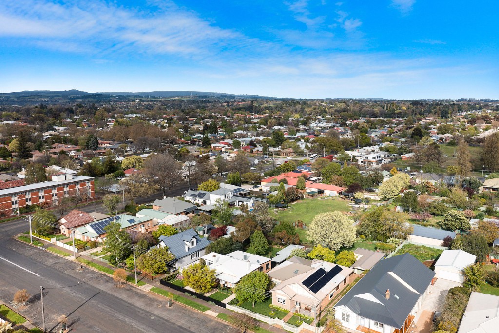 143 Sale Street, Orange NSW 2800 - photo 31