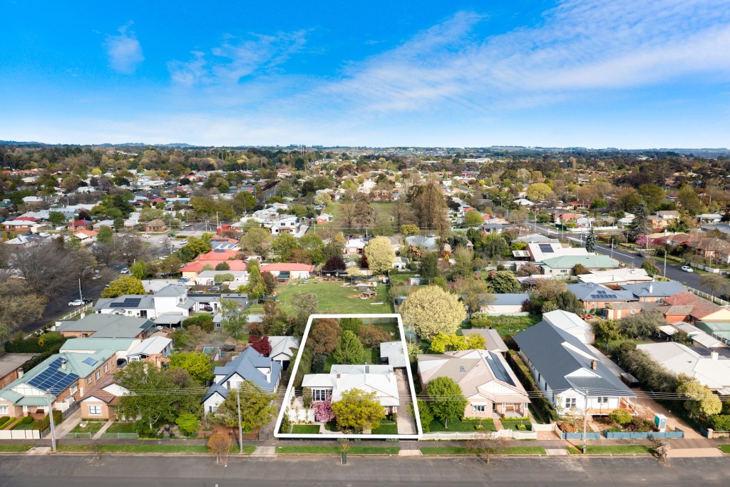 143 Sale Street, Orange NSW 2800 - photo 7