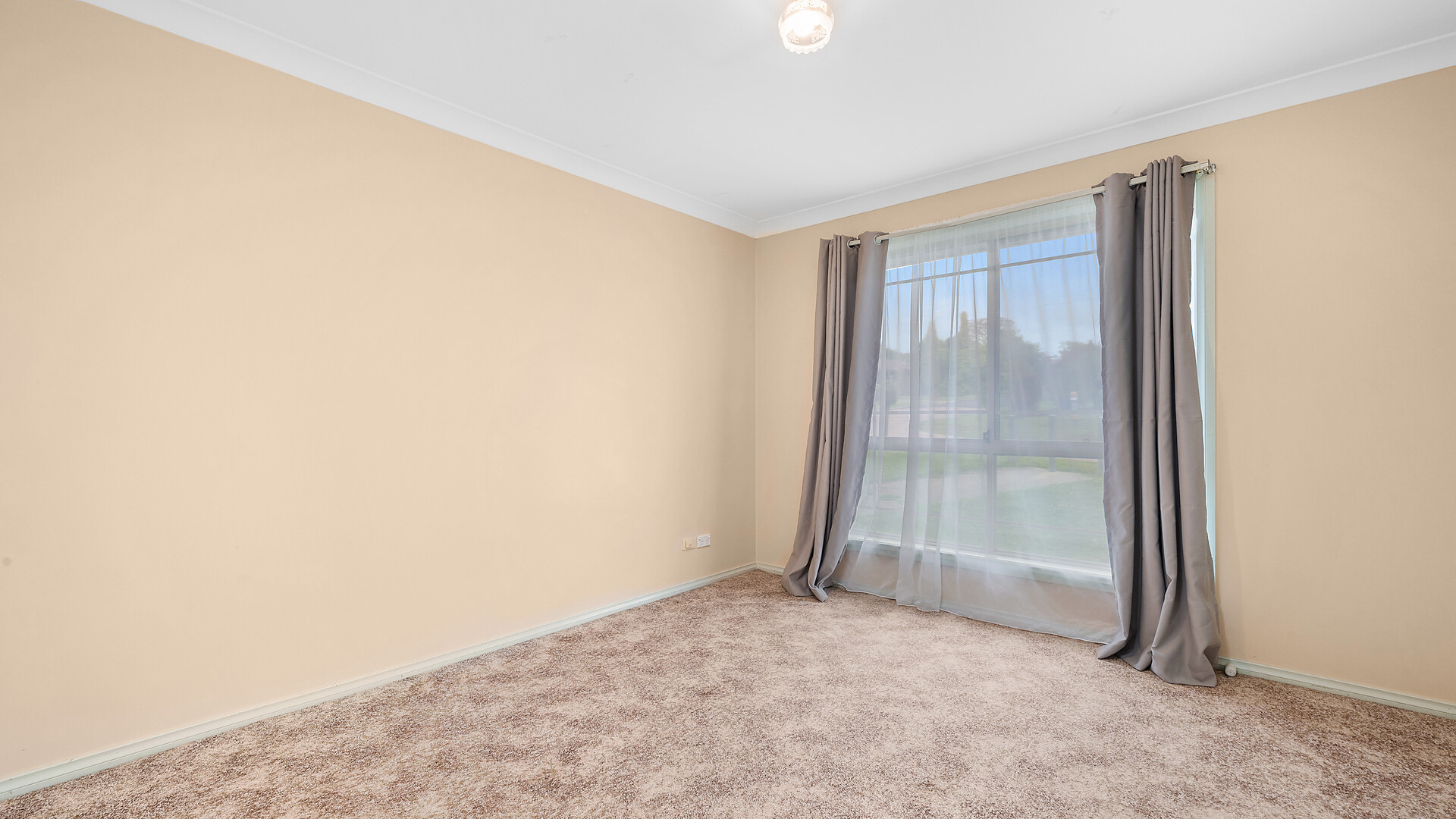 8 Todd Place, Orange NSW 2800 - photo 8