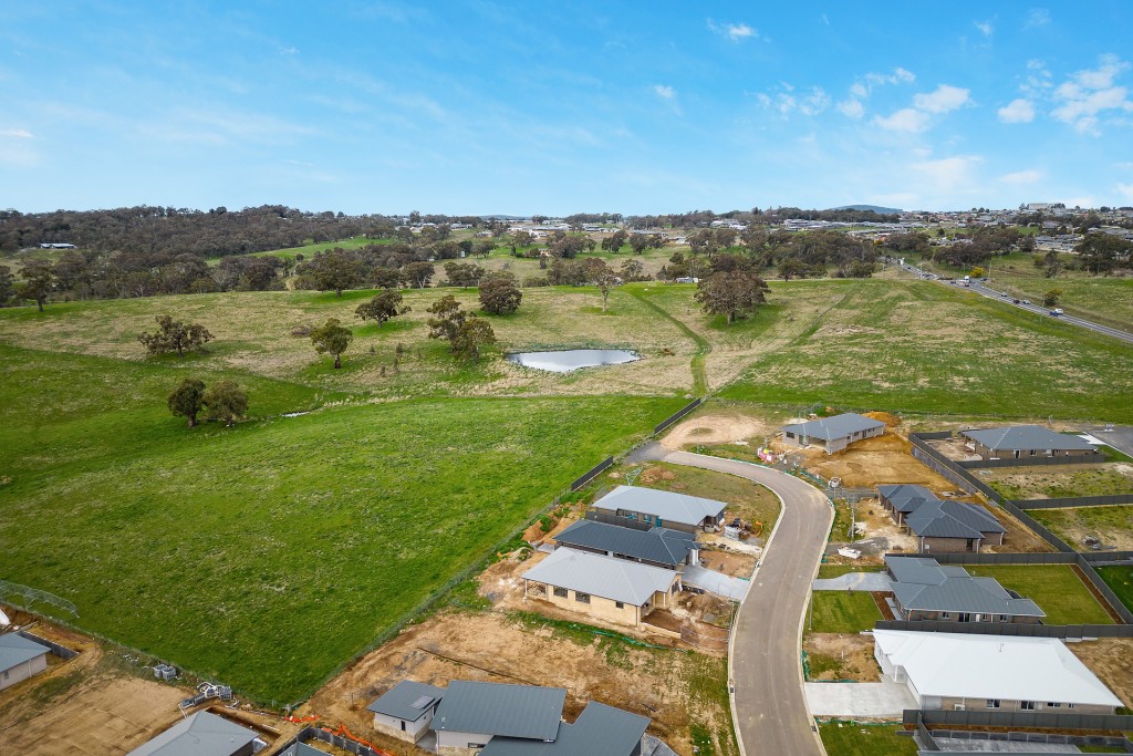 5 Tempest Way, Orange NSW 2800 - photo 2