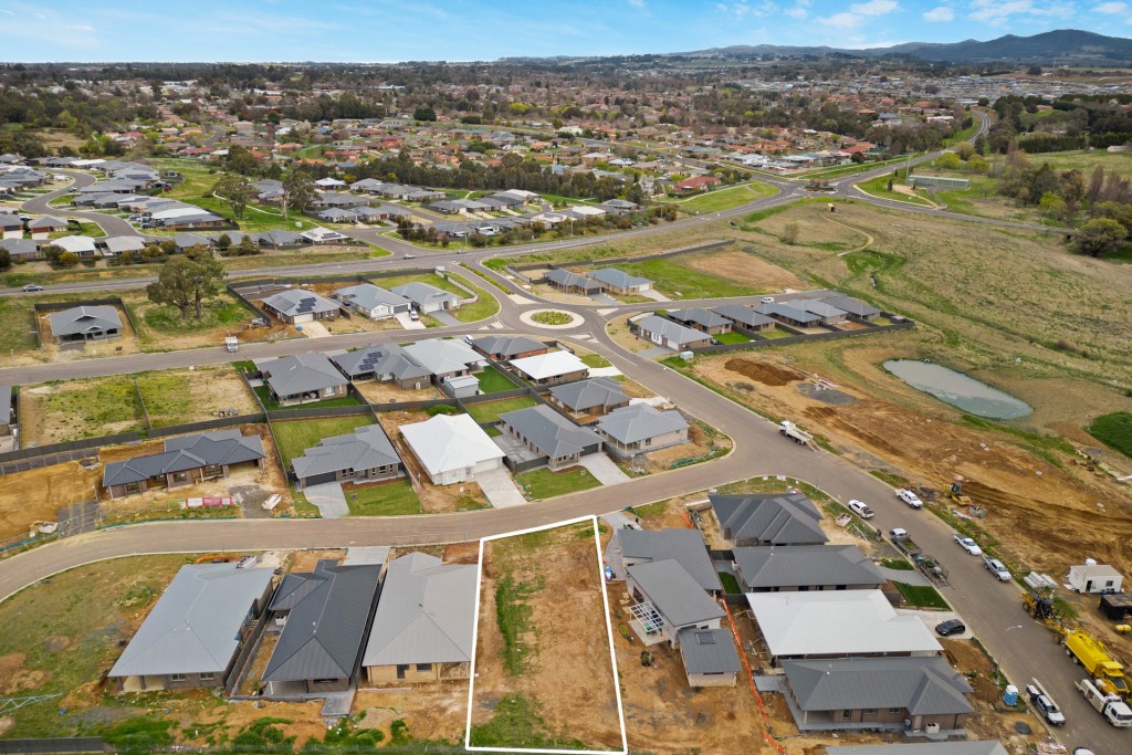 5 Tempest Way, Orange NSW 2800 - McGrath Central West