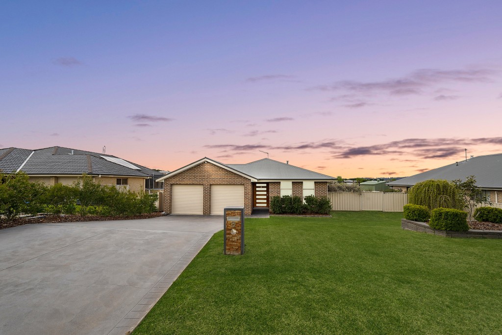 8 Packham Street, Orange NSW 2800 - McGrath Central West