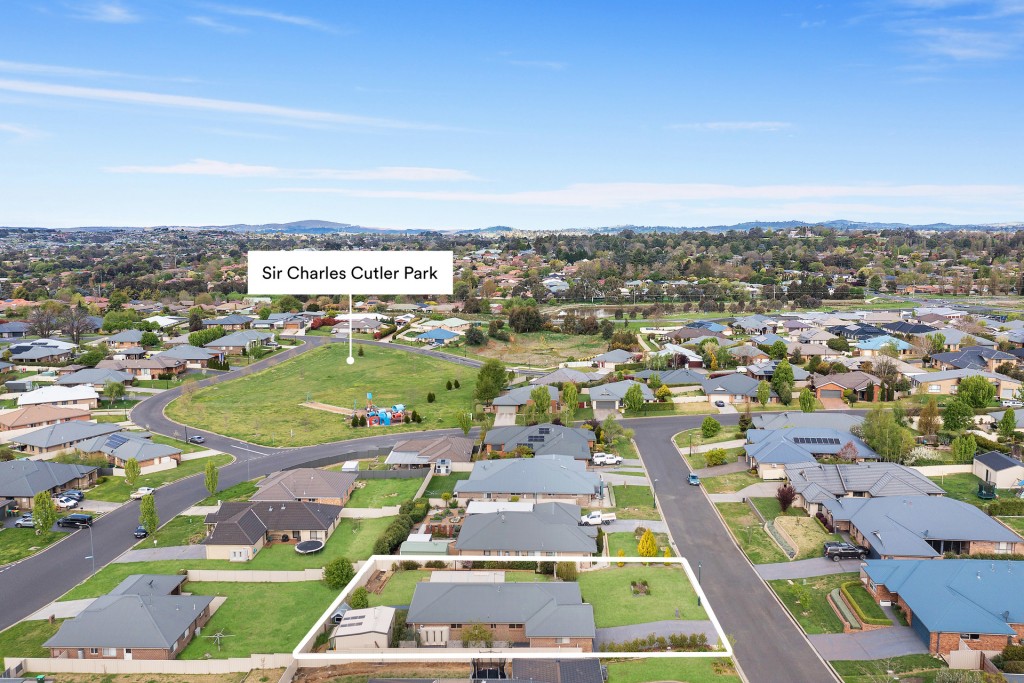 8 Packham Street, Orange NSW 2800 - photo 13