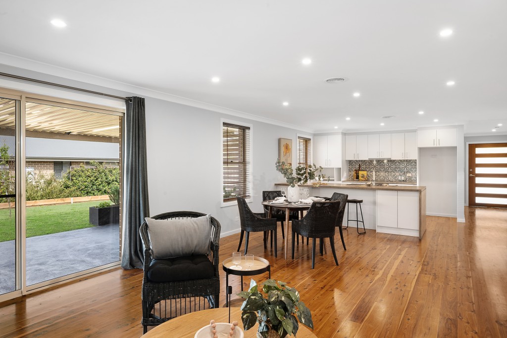 8 Packham Street, Orange NSW 2800 - photo 4