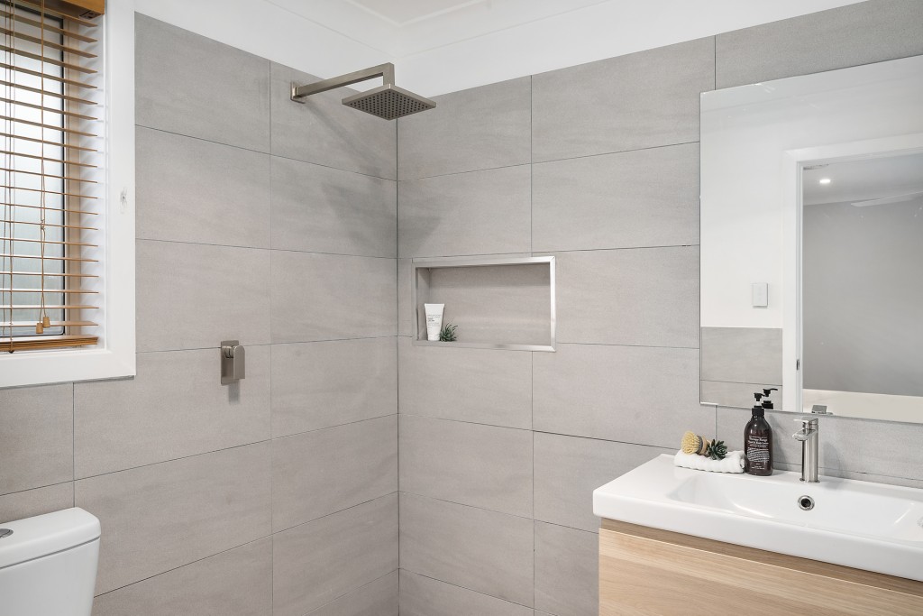 8 Packham Street, Orange NSW 2800 - photo 9