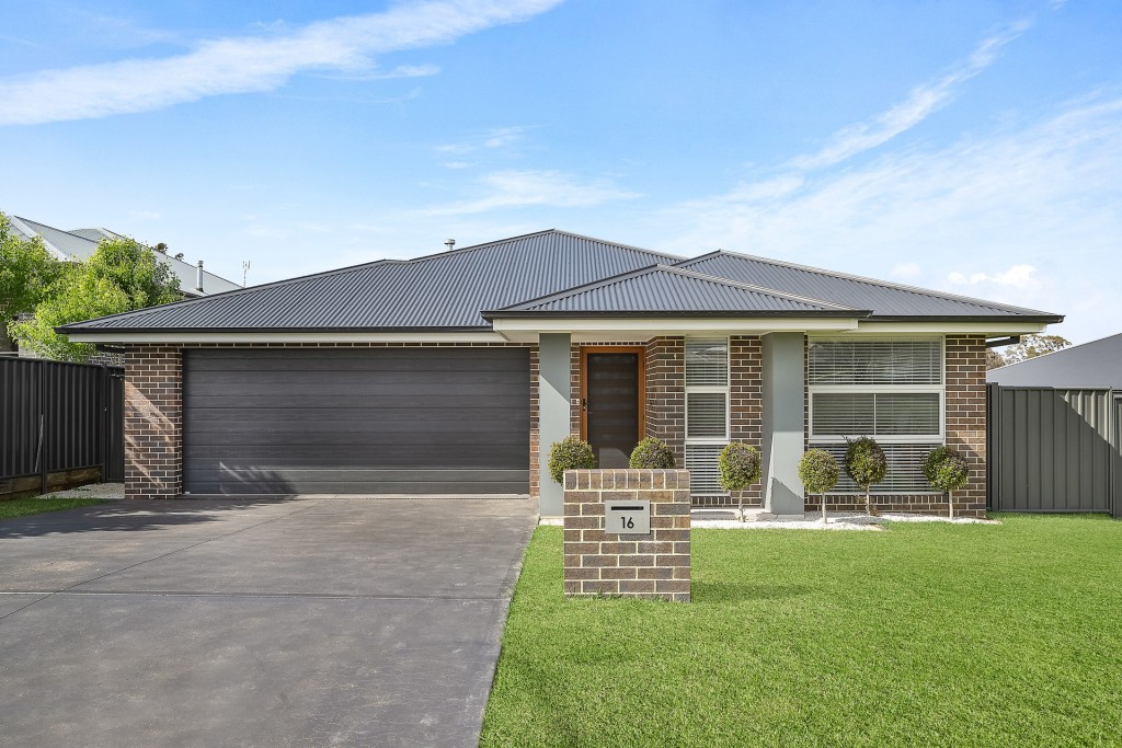 16 Geraldton Street, Orange NSW 2800 - McGrath Central West