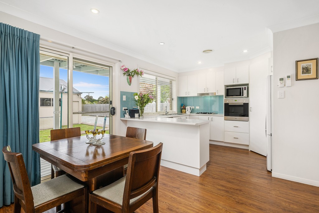 36 Elliott Street, Millthorpe NSW 2798 - photo 4