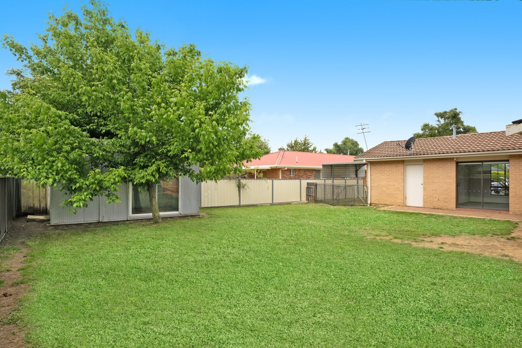 6 Covent Close, Orange NSW 2800 - photo 10