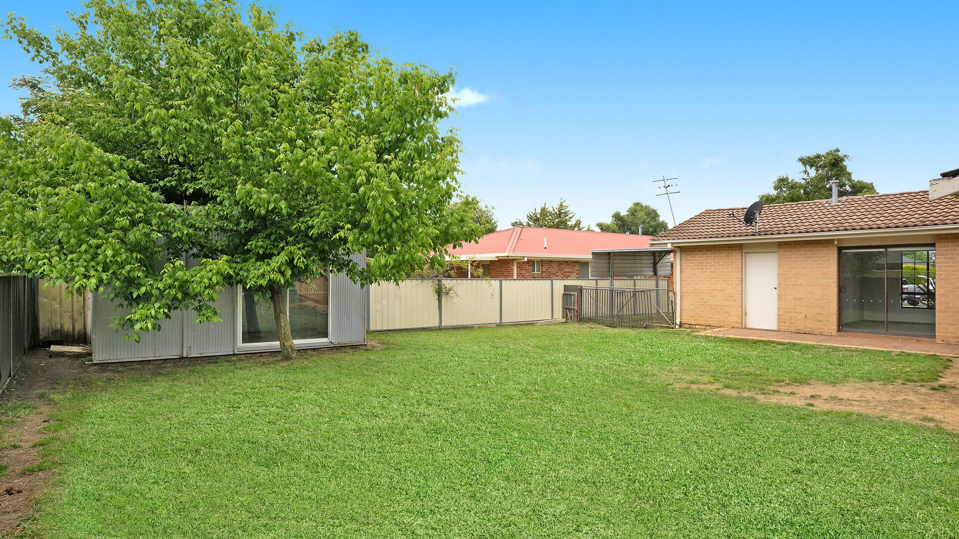 6 Covent Close, Orange NSW 2800 - photo 10