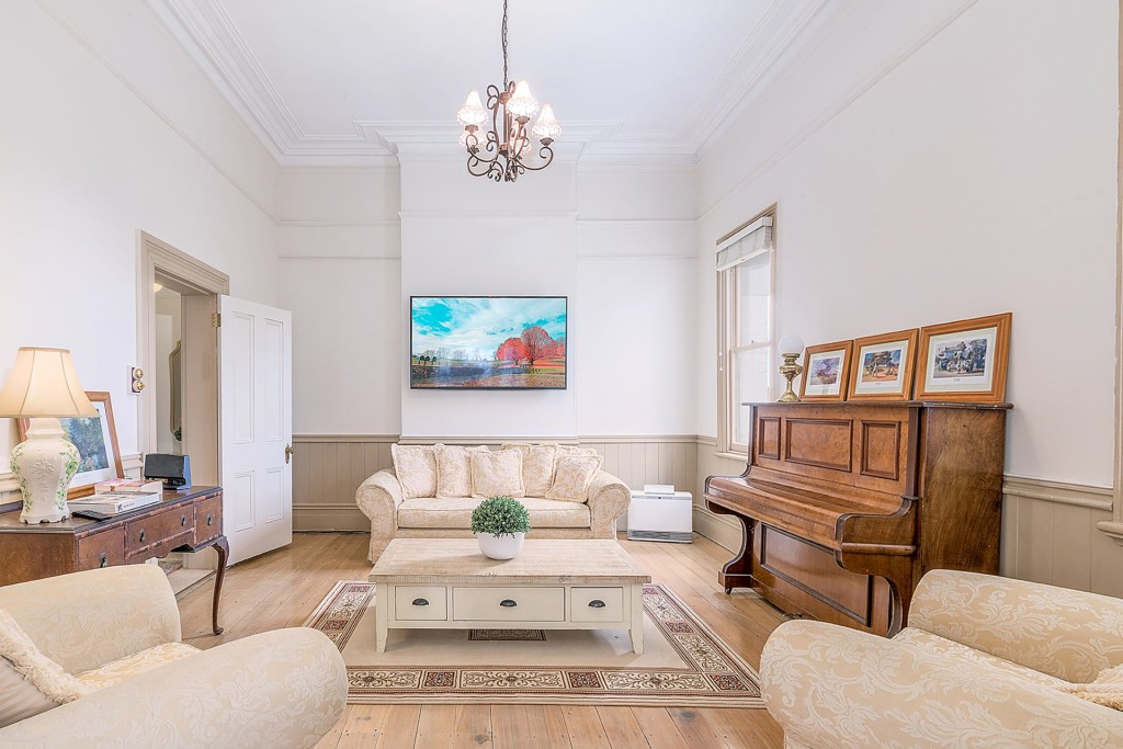 30 Adelaide Street, Blayney NSW 2799 - photo 12