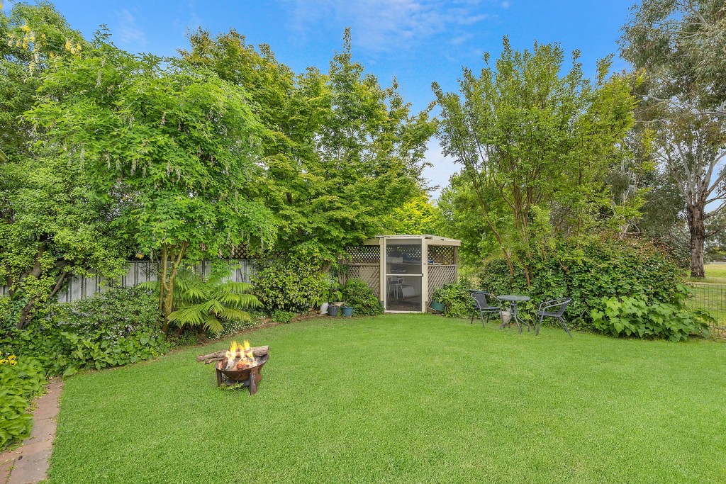 43 Matthews Avenue, Orange NSW 2800 - photo 12