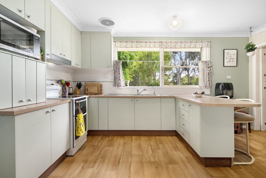 43 Matthews Avenue, Orange NSW 2800 - photo 3