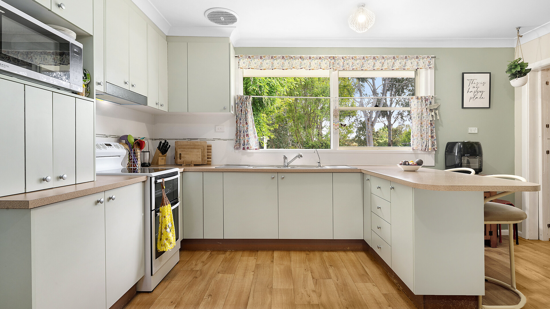 43 Matthews Avenue, Orange NSW 2800 - photo 3