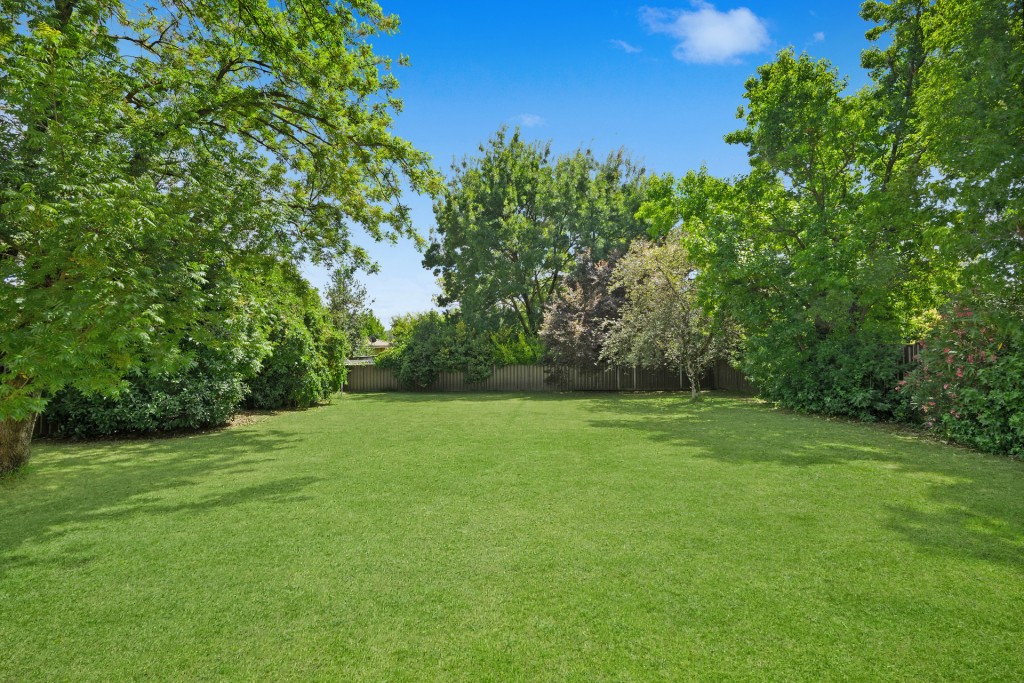 221 Dalton Street, Orange NSW 2800 - photo 15