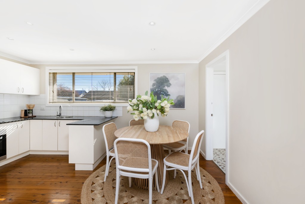 25 Markham Avenue, Orange NSW 2800 - photo 4