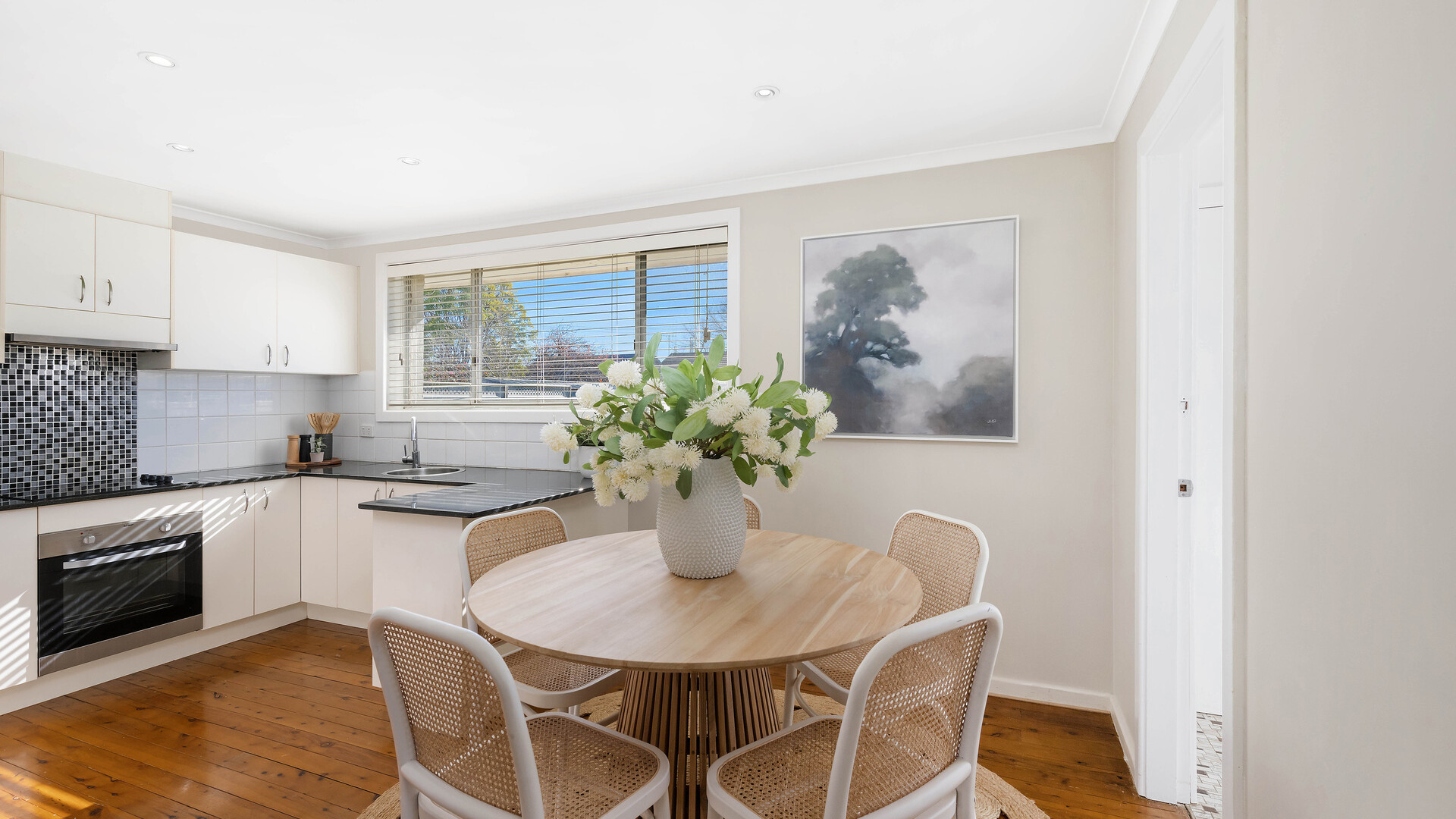 25 Markham Avenue, Orange NSW 2800 - photo 5
