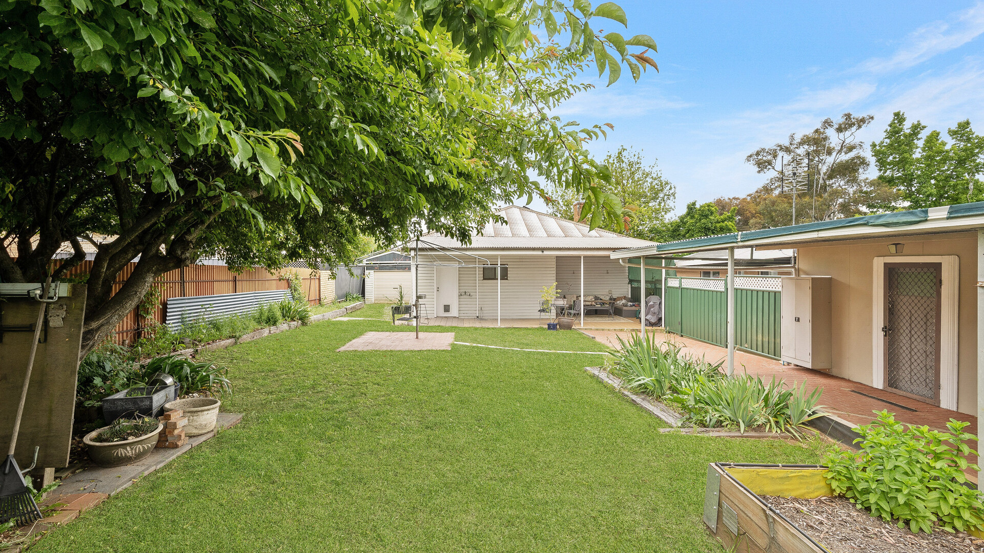 31 Barrett Street, Orange NSW 2800 - photo 12