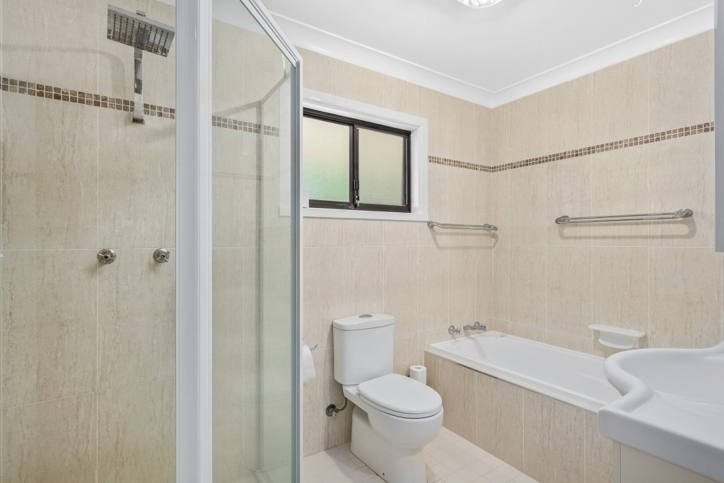 31 Barrett Street, Orange NSW 2800 - photo 9