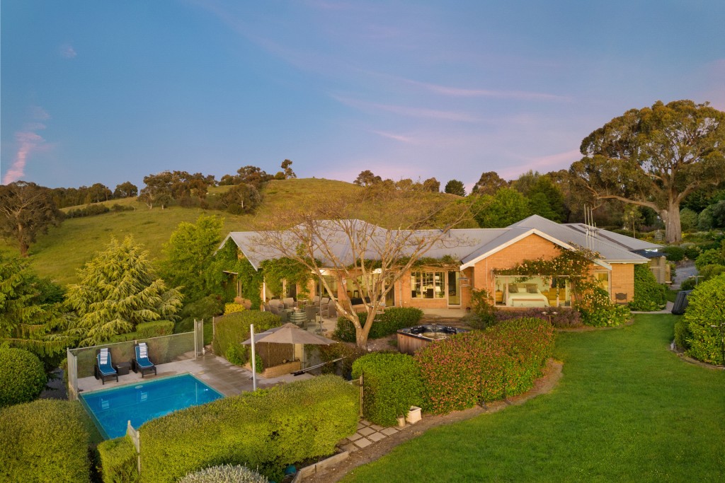 4 Geebung Place, Orange NSW 2800 - photo 2